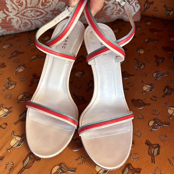 Beautiful Marc Jacobs made in Italy 6.5. Please offer up 🥰 - Picture 4 of 5